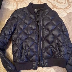 Alo yoga brand black puffer jacket
